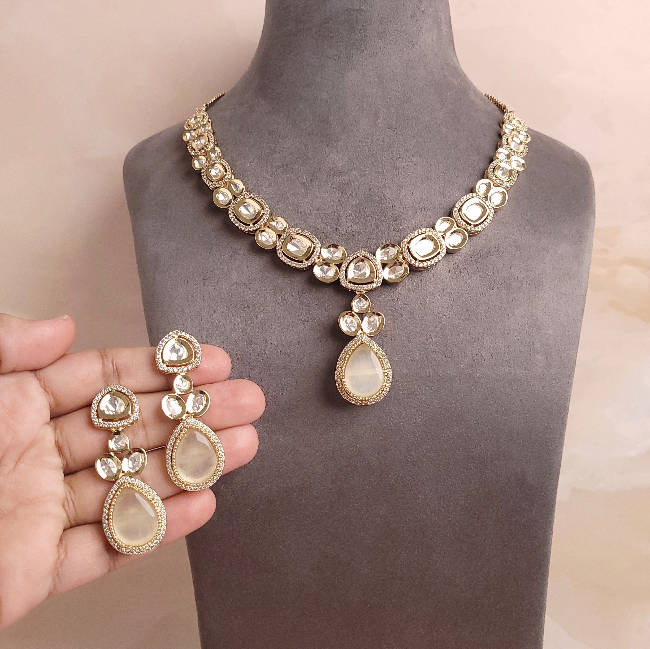 Polki Kundan Changable Stone Jewellery Set - Polki Bliss