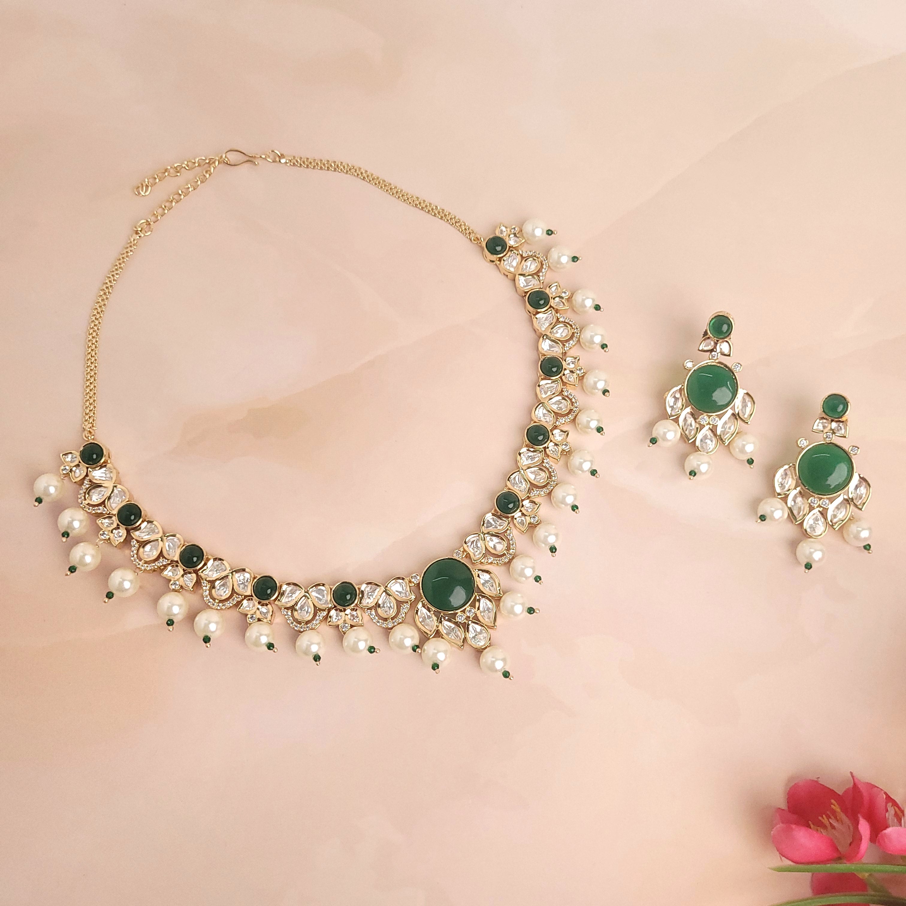 Kundan Necklace Green - Royal Emerald Design - Perfect for Brides