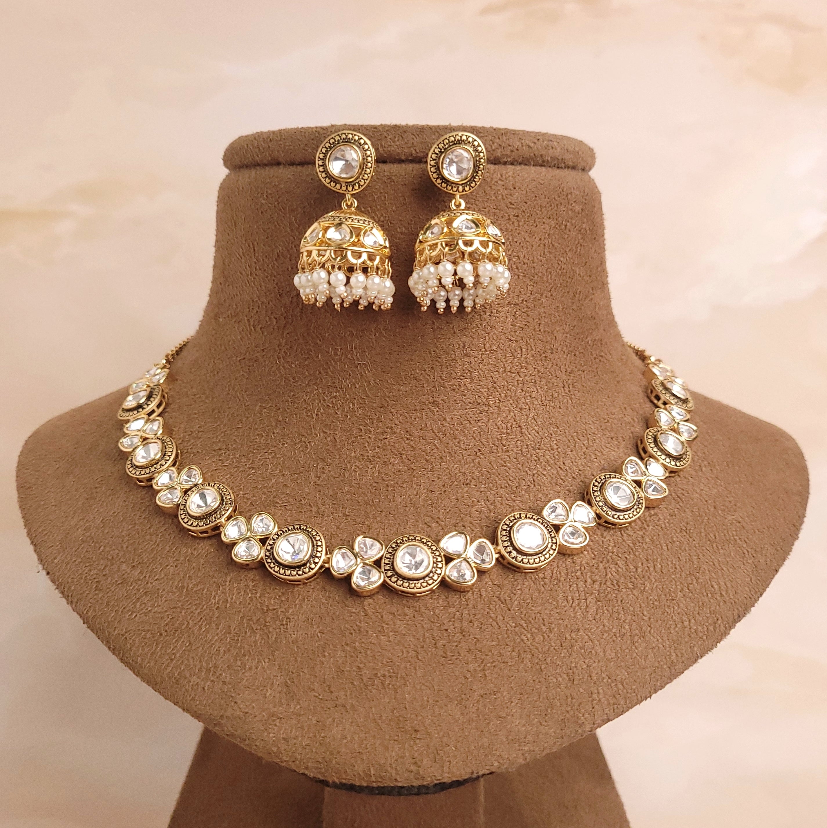 Kundan Stone - Artisan Craftsmanship with Timeless Elegance - Perfect for Celebrations